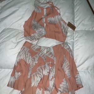 NWT Salmon/Pink Floral Set